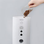 Smart WiFi Automatic Pet Feeder With 270 Rotating Camera